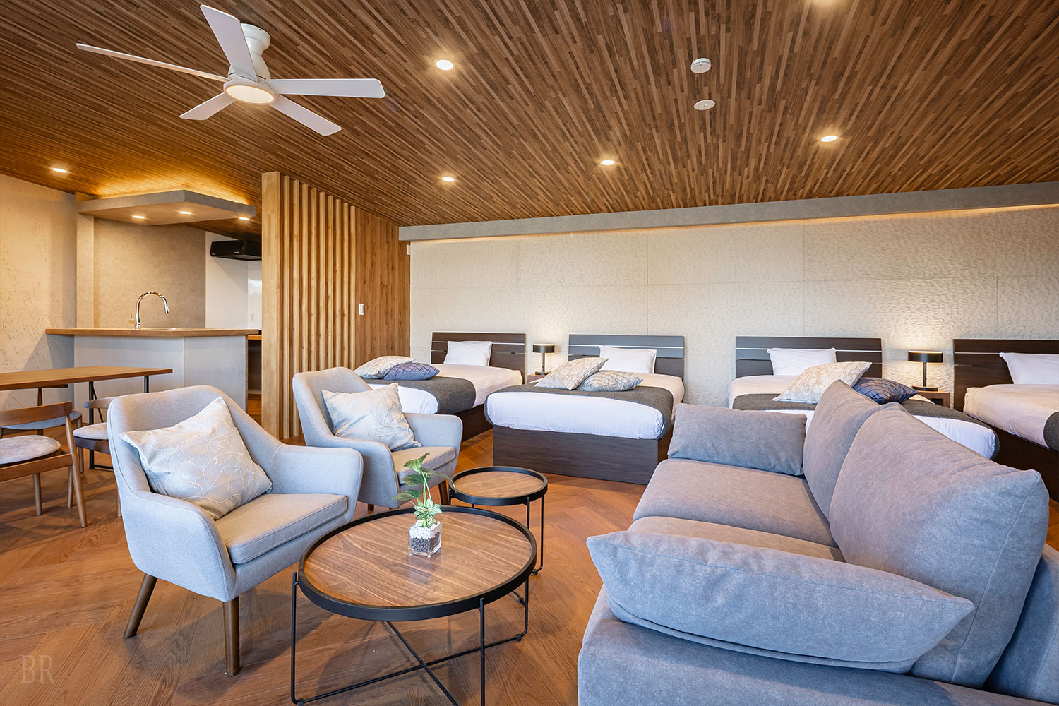 ヴィラA リビングとベッドスペース